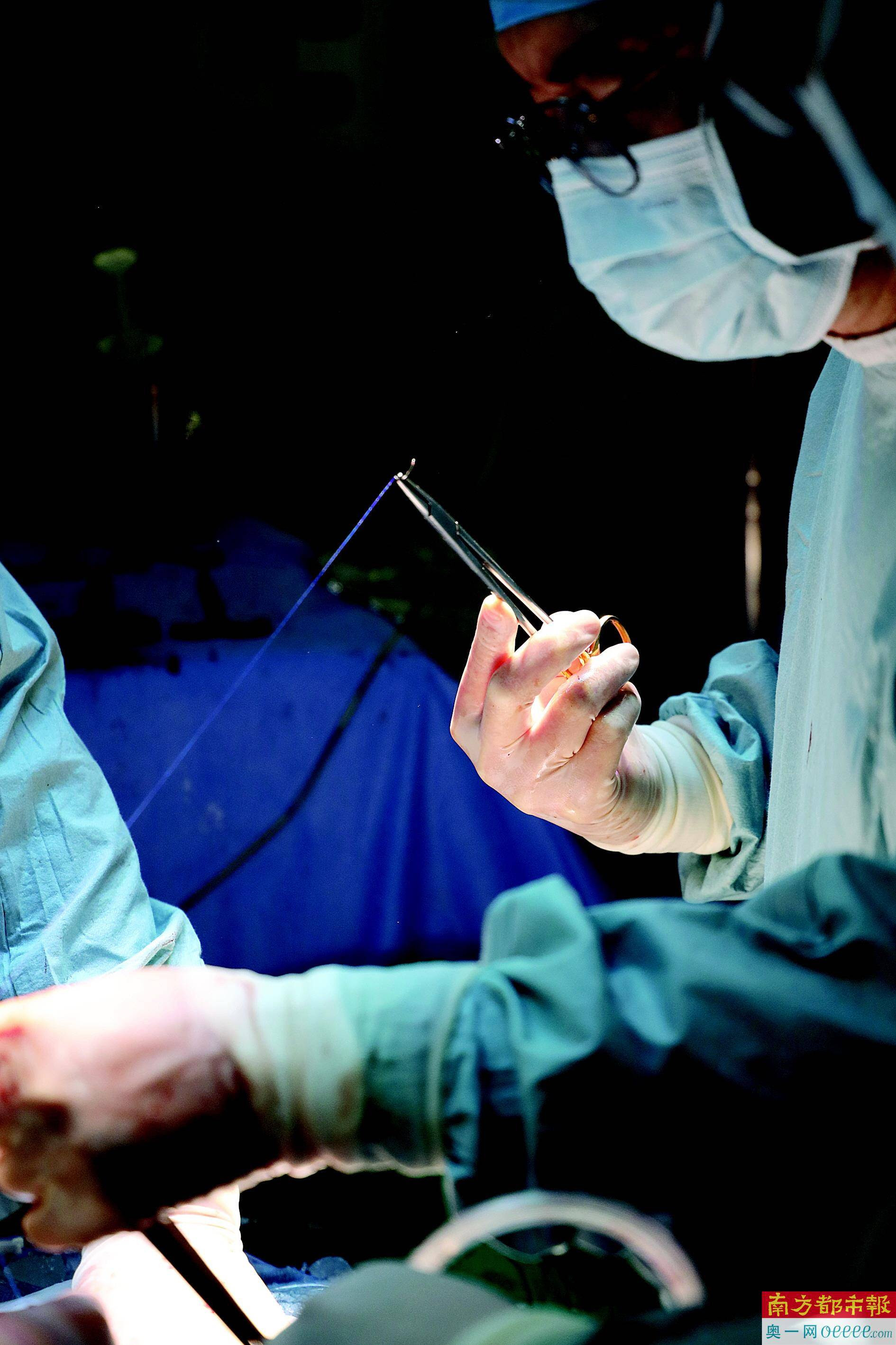 7小时完成最复杂的肝脏移植手术 韩永平