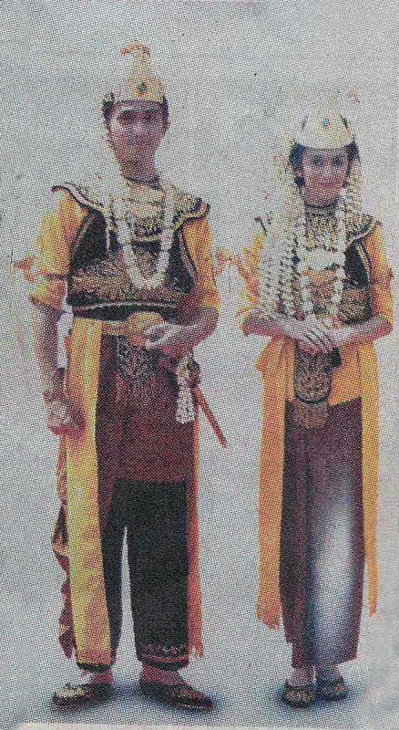 Busana Adat Pengantin Sunda