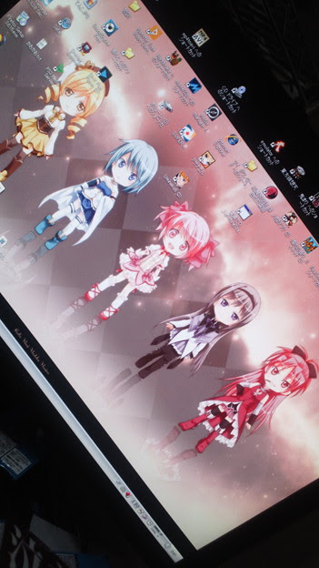 いよしっ Pcの壁紙はこれにしよう なんか最近まど マギ一色 最 写真共有サイト フォト蔵