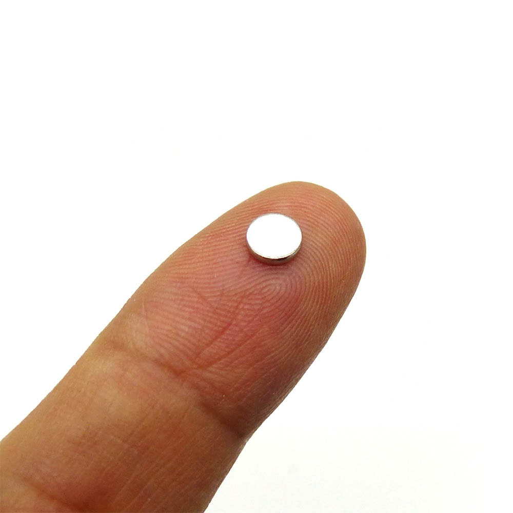 Mini Disc Neodymium Magnets 5mm dia x 1mm 20pcs pack Mini Disc Neodymium Magnets 5mm dia x 1mm 20pcs pack