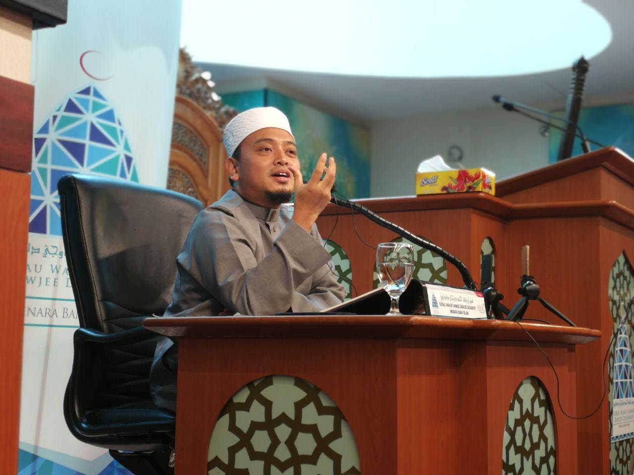 Ceramah Ustaz Wadi Anuar