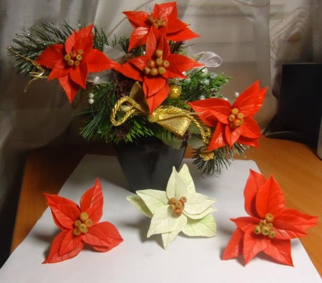 Poinsettia.  Ideas y clase magistral sobre la escultura de la estrella de Navidad (10) (635x558, 143Kb)