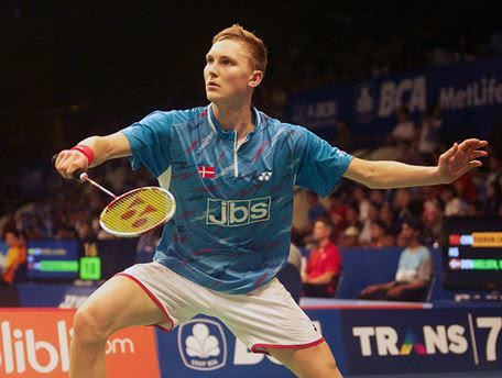 Viktor Axelsen přestupuje ke značce Yonex | Badminton web