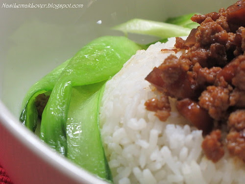 Braised Mushroom Meat Sauce 
