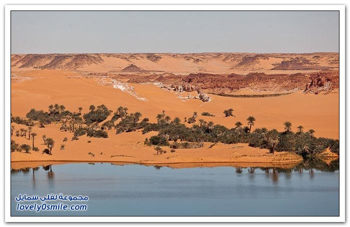 بحيرات أونيانجا في الصحراء الكبرى