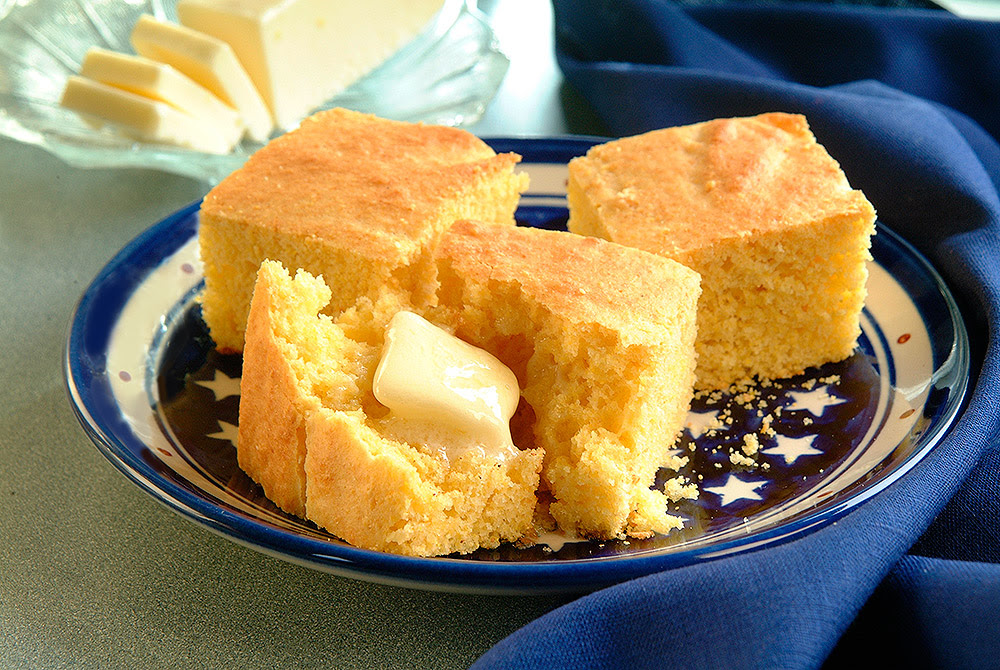 Corn Grits Cornbread / Slightly Sweet Skillet Cornbread ...
