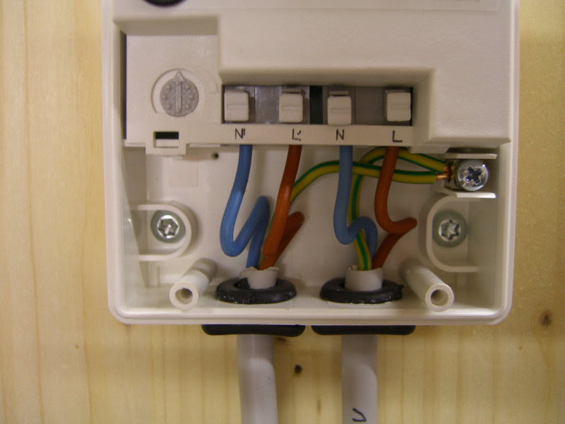 Dämmerungsschalter anschliessen - Elektricks.com