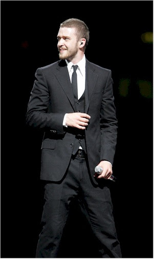justin timberlake in a suit
