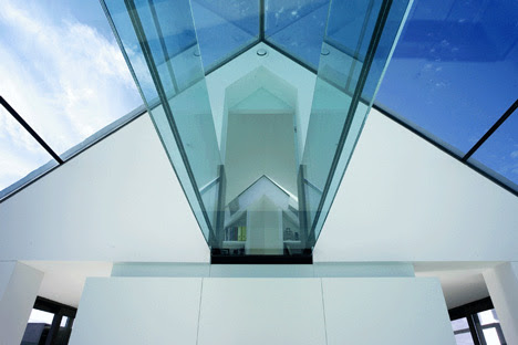 Belle Iloise House by Opus 5