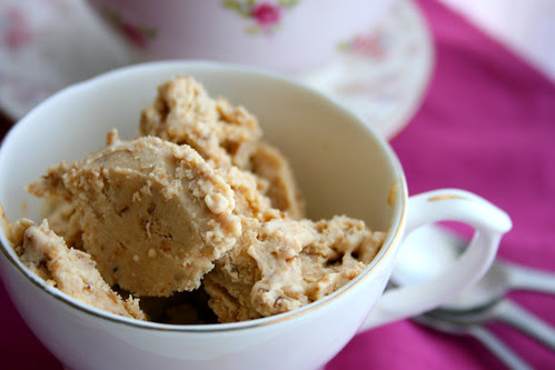 brown bread gelato