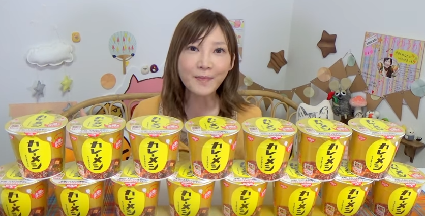 大食い カレーメシを簡単アレンジ 焼きチーズカレーメシがめちゃくちゃ美味しい 6 1キロ 107kcal 木下ゆうか はるかぜと天使たちのyoutuber