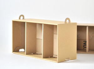 Amazonのダンボール箱でつくるコミック 文庫本ボックス マゴクラ ダンボールインテリア生活