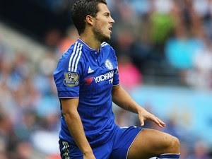 Chelsea's Eden Hazard looks downbeat during his side's loss to Man City on August 16, 2015