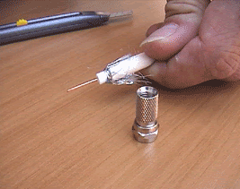 materiel de bricolage câbles coaxial télévision par câble ou Antenne  satellite OUTILLAGE pince coupante Cutter MATERIAUX Fiches F connecteur F