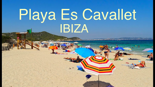 4.Es Cavallet Beach: Ligging, Kenmerken en Tips