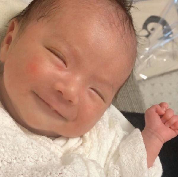 今回はぱっちり二重 赤ちゃんへのボケ ボケて Bokete