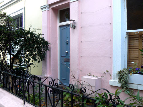 maison rose portobello.jpg