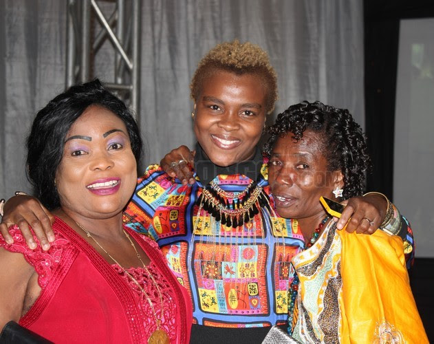 Asha Baraka,Qeen Darleen pamoja na Mama Diamond Bi Sandra