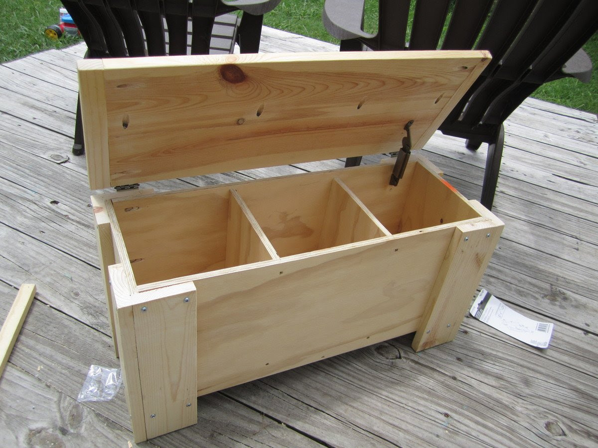 Woodworking wooden storage bench designs PDF Free Download