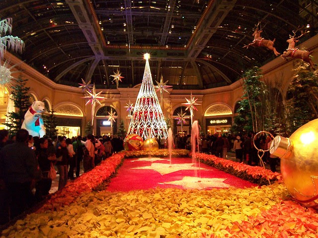 Las Vegas Dec 2006 Bellagio Christmas Decorations Las Vegas Dec 2006 Bellagio Christmas Decorations