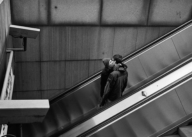romantic and joyful photographs