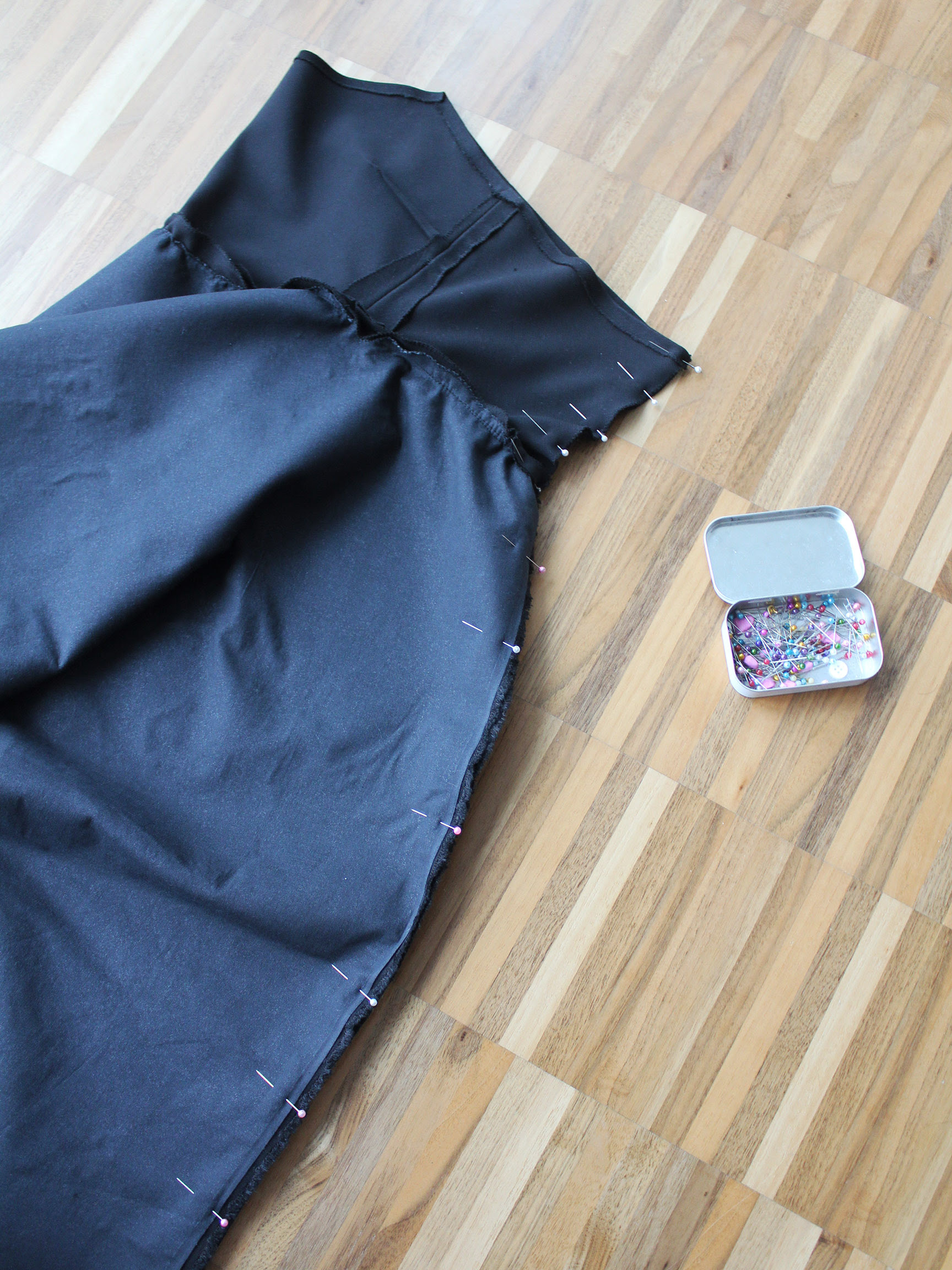 photo 11 Pin back seam.jpg