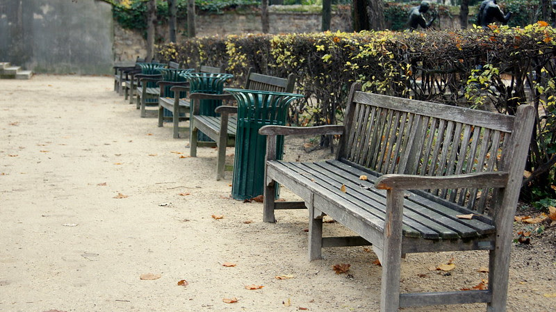 PARIS 239