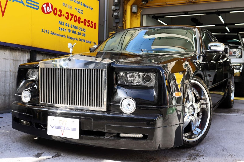 クライスラー 300c ５ ７ ｈｅｍｉ ｐｈａｎｔｏｍフェイス 新車並行１オーナー車 中古車 情報 カークラブ ベガス