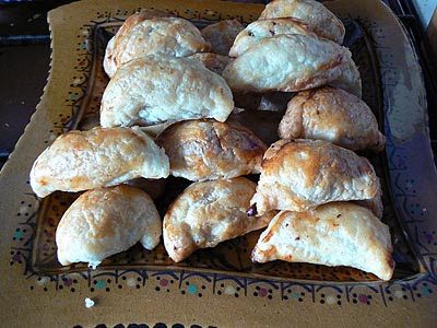 chaussons poulet olives.jpg