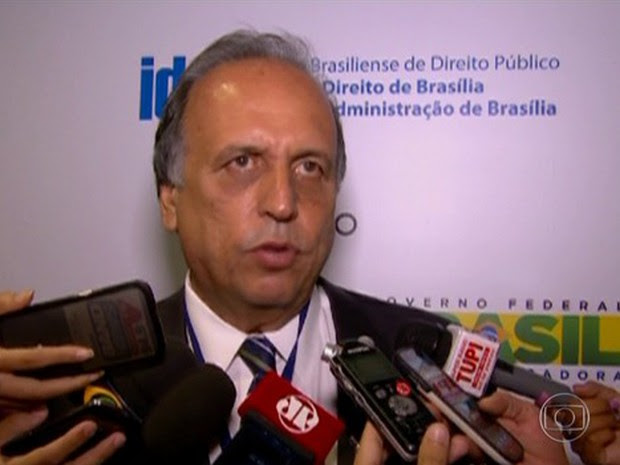 O governador Luiz Fernando Pezão: encontro com Levy (Foto: Reprodução/Globo)