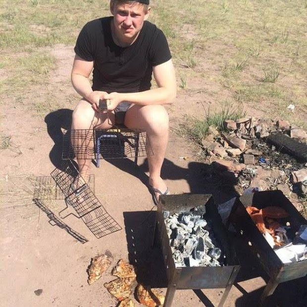 15 thánh nhọ tiễn mãi mà tháng cô hồn vẫn lưu luyến không chịu đi - Ảnh 1.