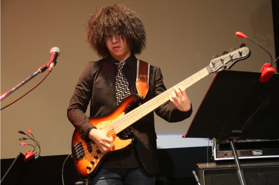 Guitar Man Live 011 本番潜入リポート Guitar Man