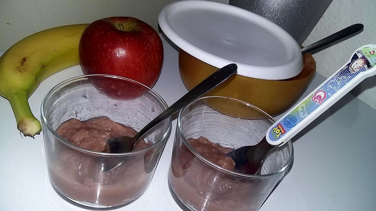 Recette De Compote De Pomme Banane Fraise Bebe Au Thermomix