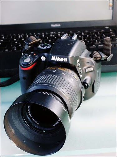 Nikon D5100 18-55mm zoom