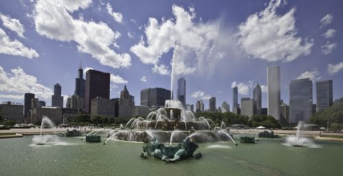 Chicago-AttractionsCR_BuckinghamFountain