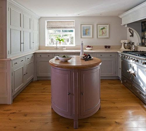 Stunning Small Round Kitchen Island 500 x 450 · 38 kB · jpeg
