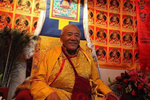 莫扎法王 仅念六字大明咒 就成就虹光身的猎人 德格