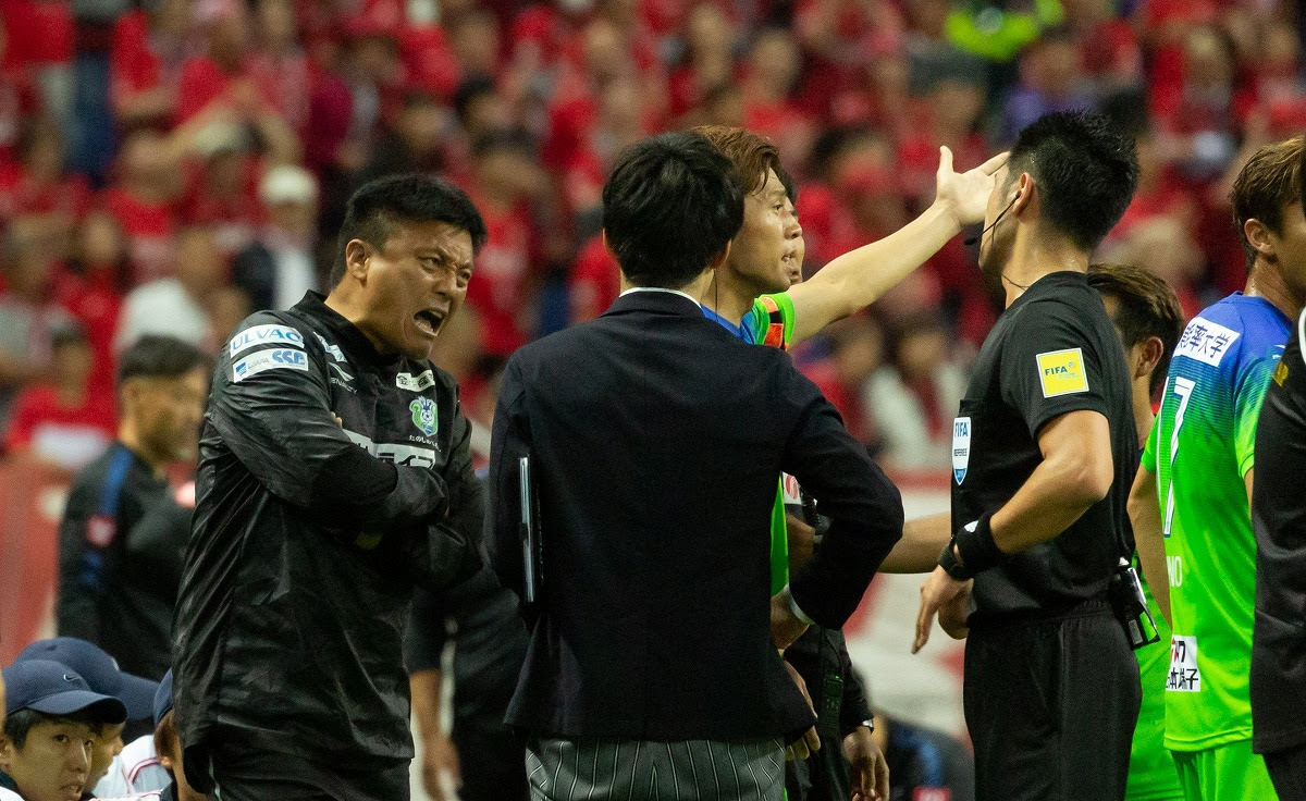 浦和 湘南 令和の大誤審でjfa審判部 原因は副審の 思い込み サカノワ