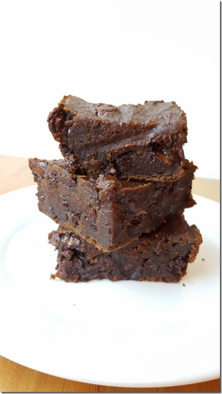 2 ingredient brownies recipe blog 3 (450x800)