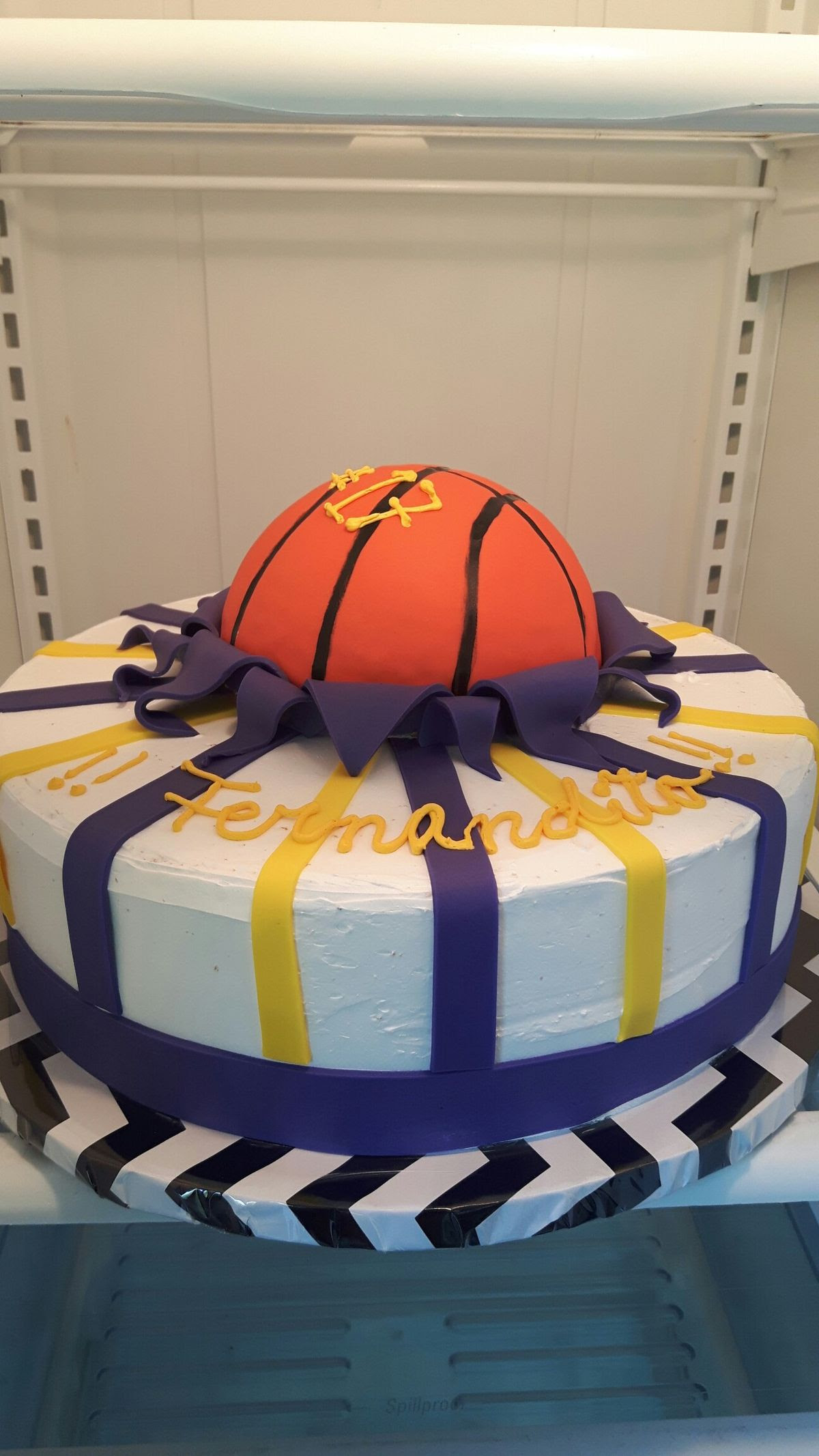 Basketball cake Basketball cake, Tween girl birthday, Pretty cakes