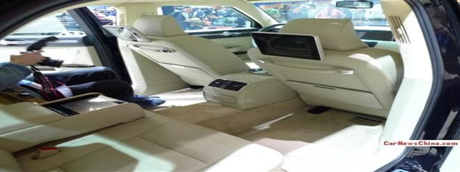 هل تصدقون .. العلم الأحمر سيارة صينى ب3 ملايين ريال