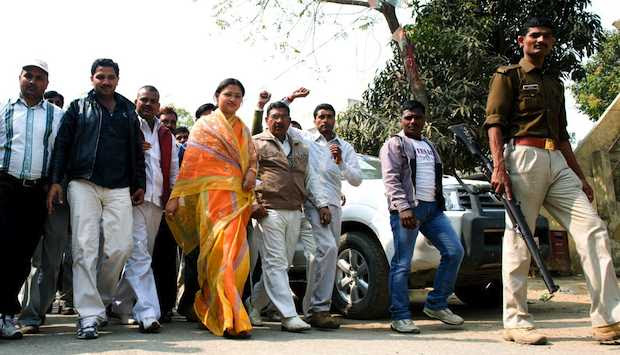 India elections: Snippets from battlefield