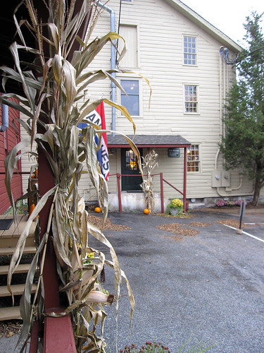 Tinsel Wonderland: Mill Antiques! 3