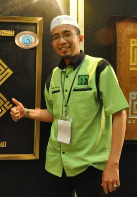 Sebarkan! Ustaz Razis penipu sudah perdaya 11 wanita Muslimah! - Terbakor