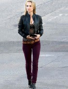 Sophie Turner cleavage