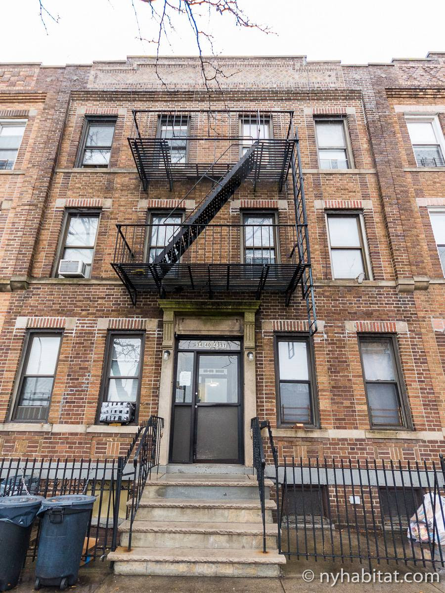 New York Apartment: 1 Bedroom Apartment Rental in Astoria ...