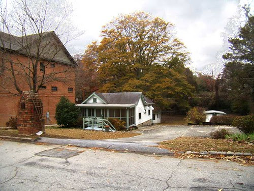 PC011402-Dresden-Ellijay-Giant-Nextto-Original