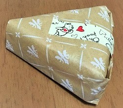 チーズケーキのラッピング ホールや三角 スティックの可愛い方法 なんでも情報発信局