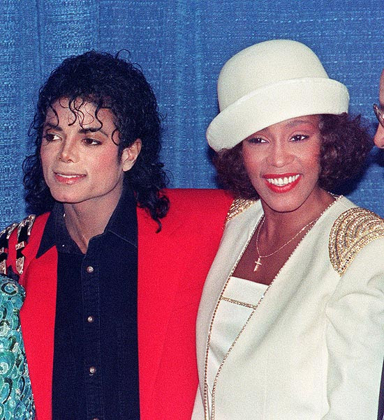 Michael Jackson e Whitney Houston teria tido um caso, diz guarda-costas
