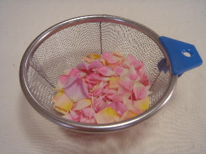 ベランダのバラの花びらをポプリに再生 Jasmin Garden 楽天ブログ